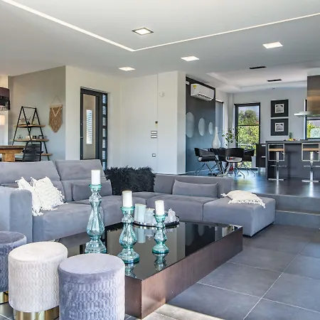 Villa Vega - 